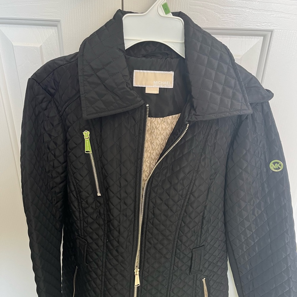MICHAEL Michael Kors Black Quilted Trench Coat